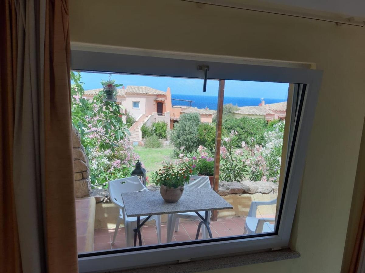 Appartamento Panoramico Calarossa Sardegna Isola Rossa Exterior photo
