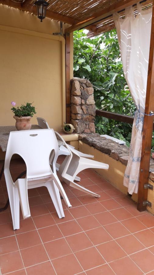 Appartamento Panoramico Calarossa Sardegna Isola Rossa Exterior photo